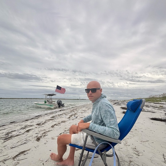 Meet your Posher, Sean - Picture 2 of 4